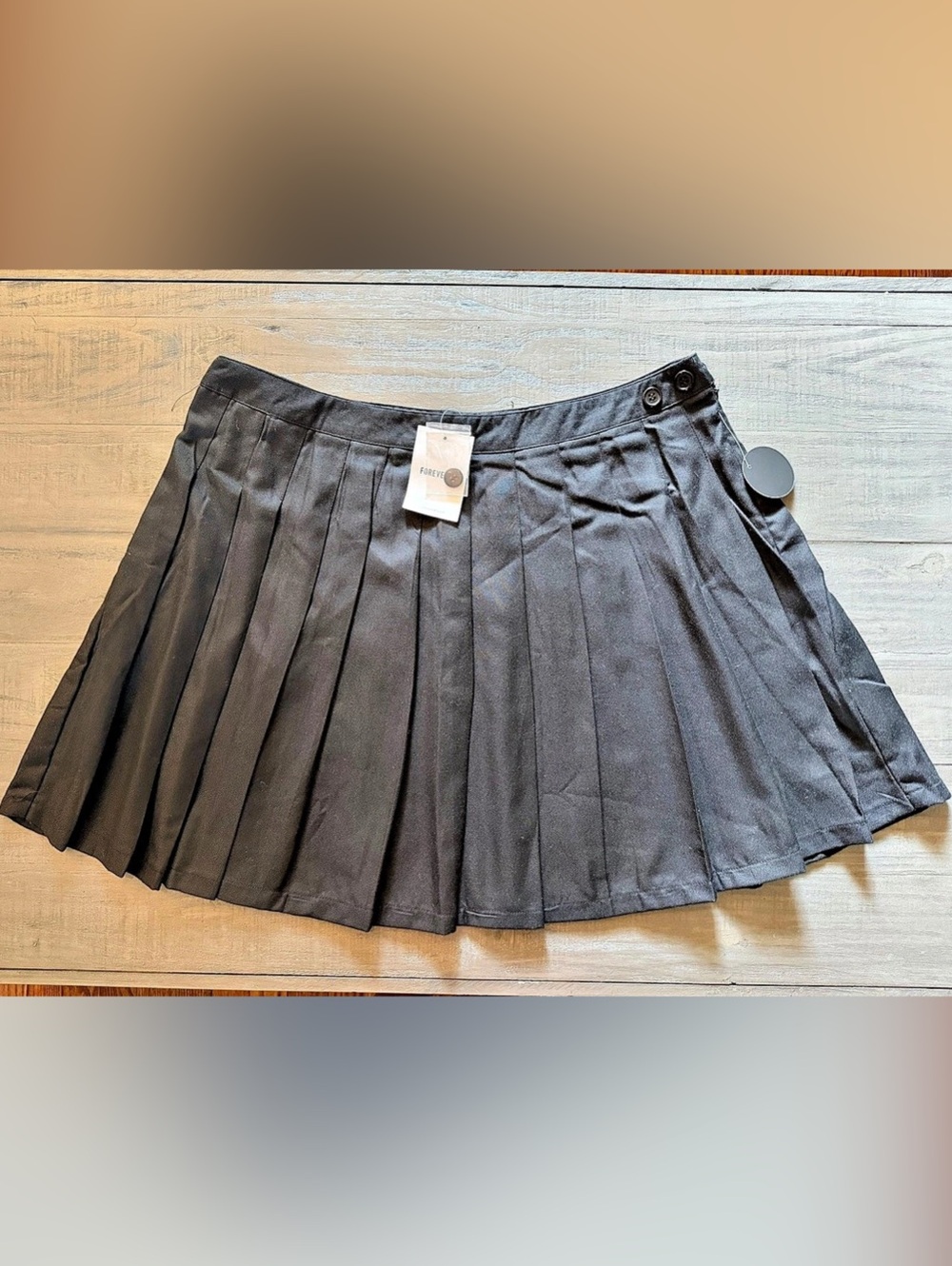 NWT FOREVER 21 Black Solid Pleated Short Mini Skirt Plus Button Closure